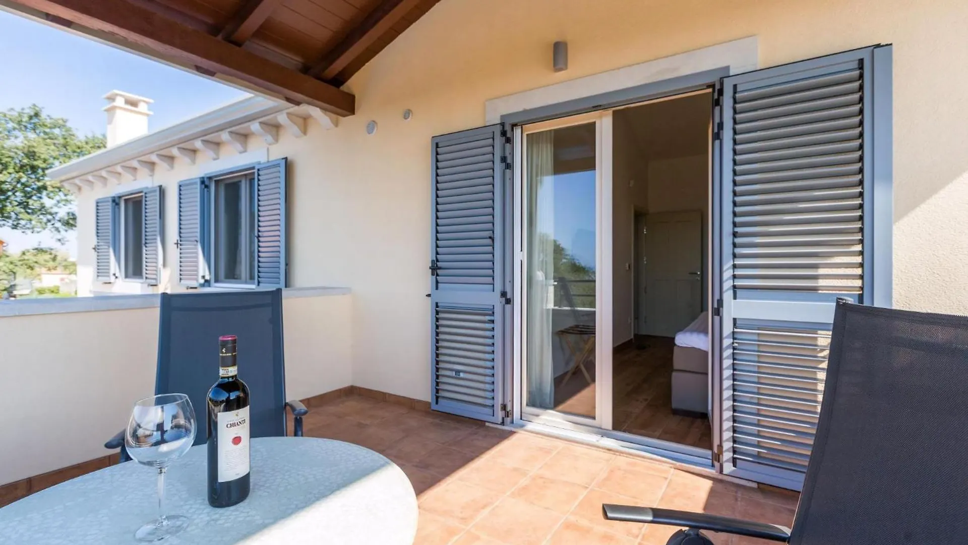 Tolles Ferienhaus In Deklici Mit Privatem Pool Kaštelir