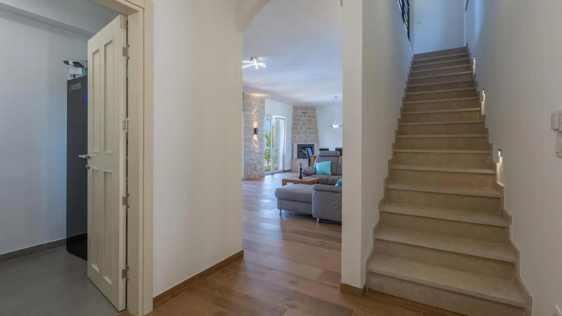 Holiday home Tolles Ferienhaus In Deklici Mit Privatem Pool Kastelir