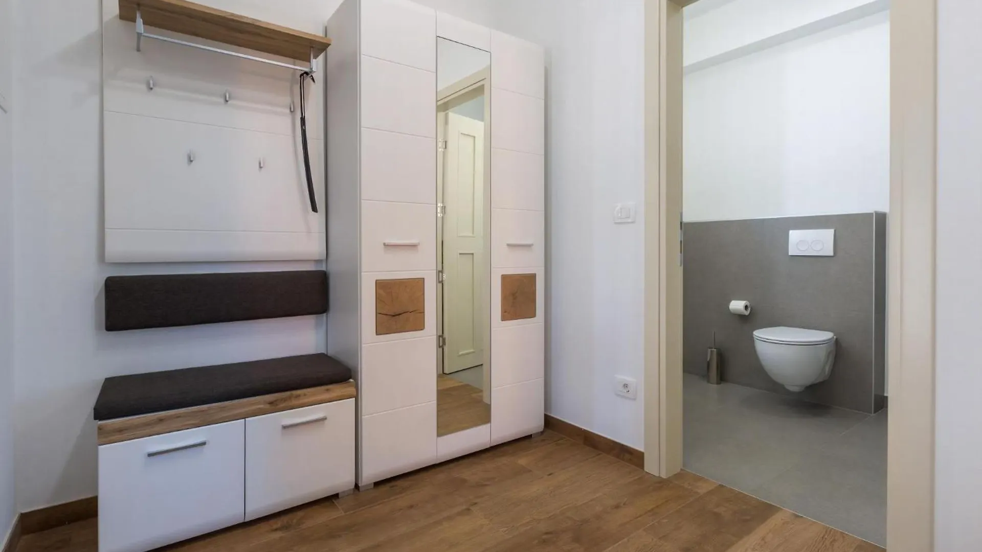 Tolles Ferienhaus In Deklici Mit Privatem Pool Kaštelir Prázdninový dům
