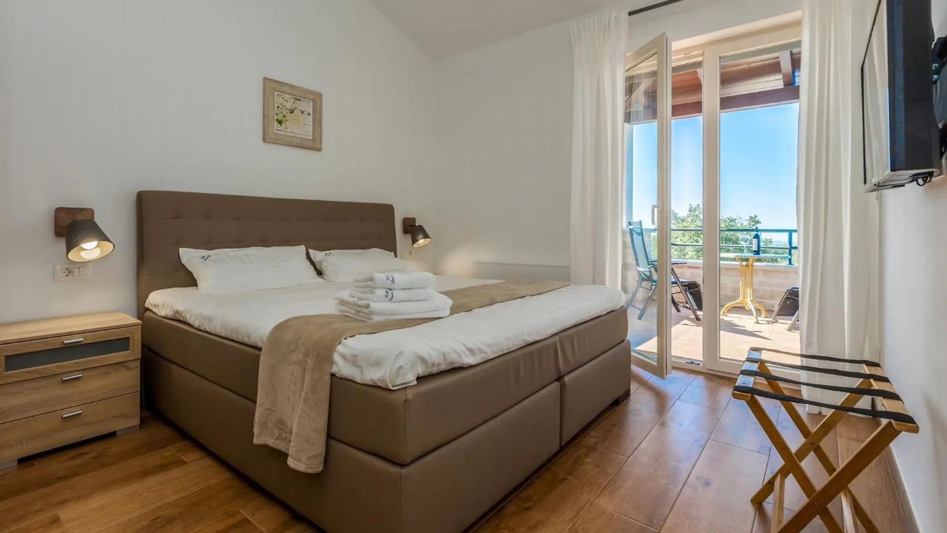 Holiday home Tolles Ferienhaus In Deklici Mit Privatem Pool Kastelir