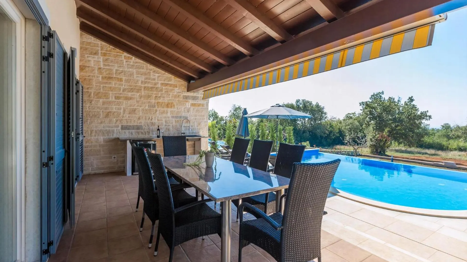 Tolles Ferienhaus In Deklici Mit Privatem Pool Kastelir 0*,  Croatia
